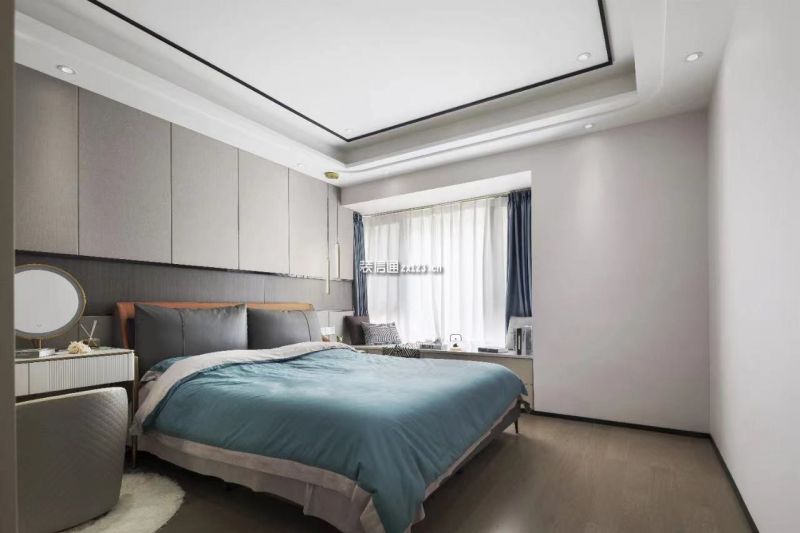 保利珑樾现代简约风格126平米三居室装修案例