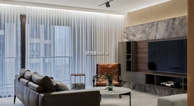 国铁·印江澜现代风格127平米三居室装修案例
