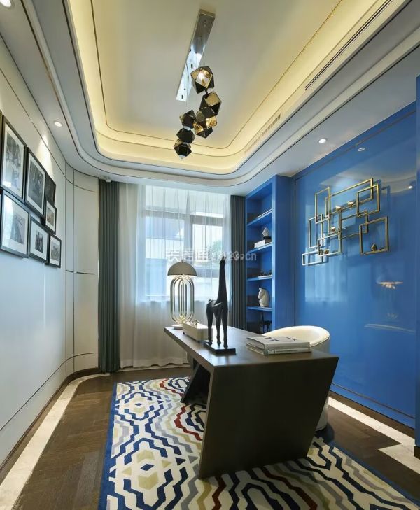 白墻石膏線裝飾