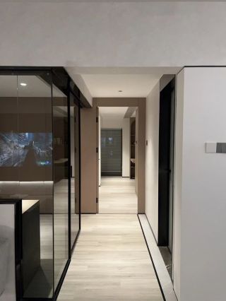 现代欧式住宅室内走廊装修效果图