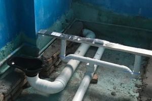 家装排水管安装