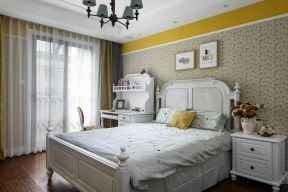 美式风格卧室装修效果图 美式风格卧室家具