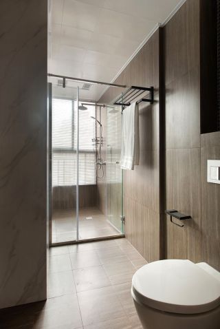 现代简约淋浴房玻璃门隔断装修效果图