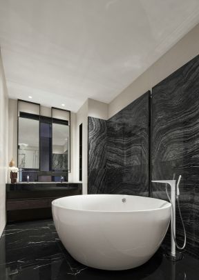 现代别墅卫生间浴缸装修效果图