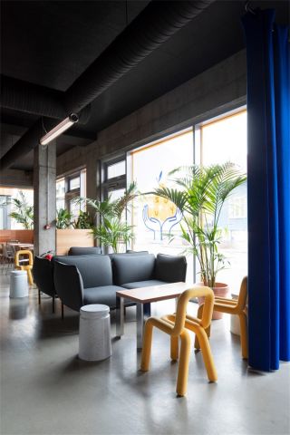 长沙网红咖啡厅桌椅装修设计效果图