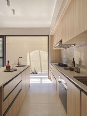 开放型厨房设计 现代日式厨房装修效果图