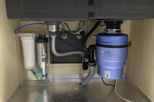 厨房油水分离器