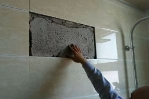 墙面瓷砖脱落如何修复