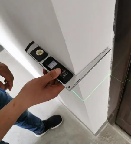 驗(yàn)房檢查油漆