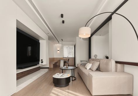 星湖城130㎡三居室现代风格装修案例