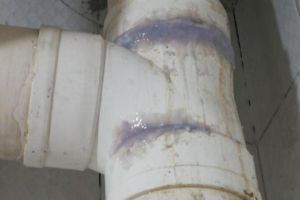 樓上漏水