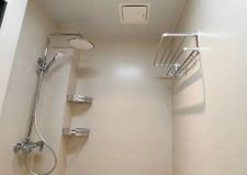 [無錫藍(lán)岸裝飾公司]衛(wèi)生間無窗戶如何設(shè)計(jì)?5招幫你告別暗衛(wèi)困擾!