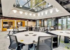 [名杰裝飾]怎樣打造一個(gè)具有創(chuàng)新協(xié)作主題的辦公室裝修設(shè)計(jì)空間