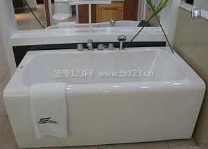 鷹衛(wèi)浴浴缸