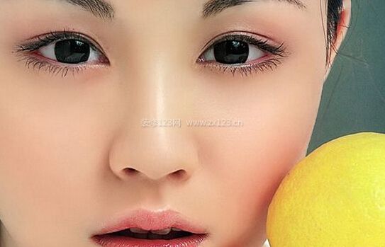 毛孔大怎么辦