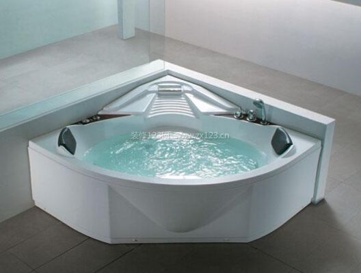沖浪浴缸怎么樣