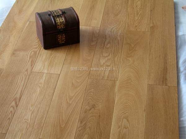 柞木地板價(jià)格