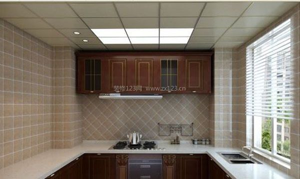 滾涂板的特點(diǎn)