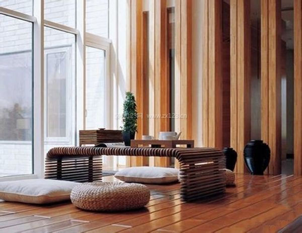 榻榻米茶幾的清潔和保養(yǎng)