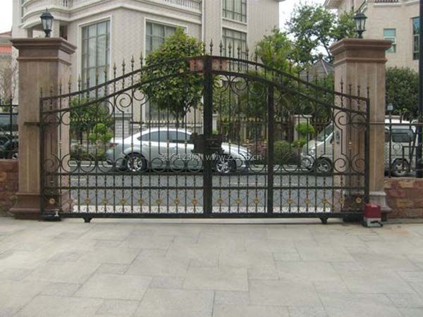 電動(dòng)平開門廠家推薦