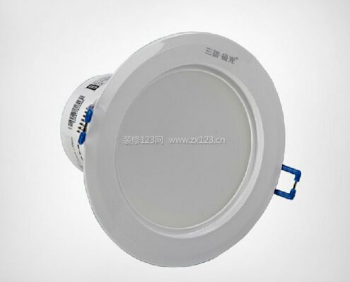 三雄極光怎么樣