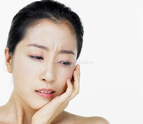 牙齦出血是什么原因