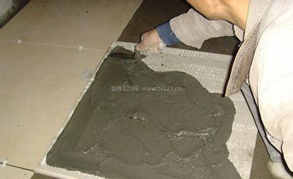 瓷磚粘合劑使用方法