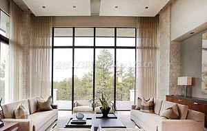 落地玻璃窗与普通墙体相比,安装玻璃窗的隔音隔热及保温效果都要差一