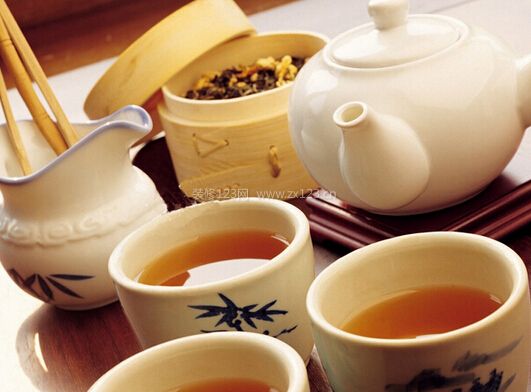 空腹喝茶的壞處