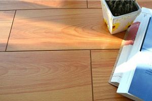 木地板用地板油