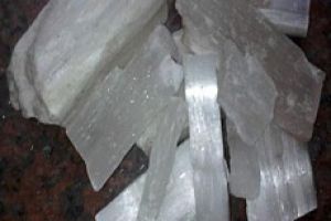 生石膏