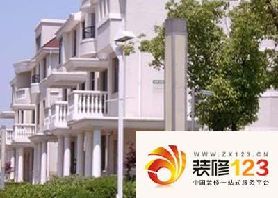 绿宸家园开发商:上海佳铭房地产有限公司地址:松江九亭镇虬泾路389弄