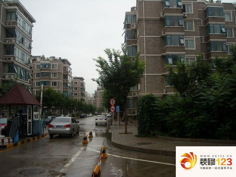 天通苑北三区外景图楼盘图 .
