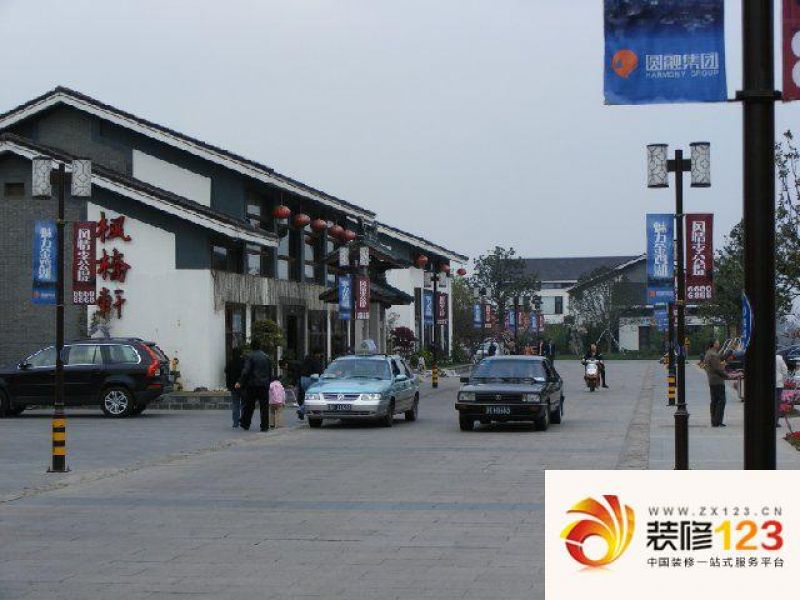 李公堤国际风情水街