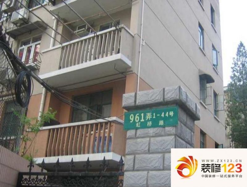 虹桥路961弄外景图