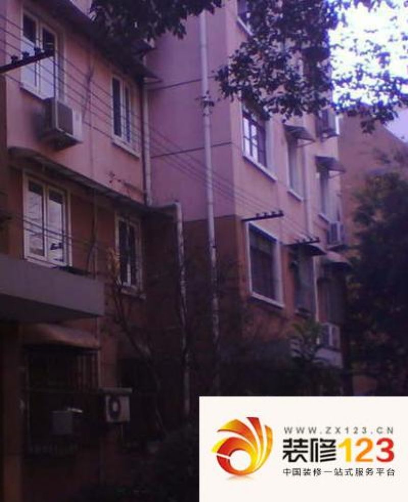 康平路95弄公房