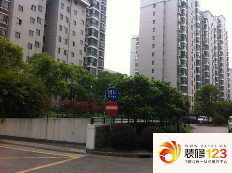 河风丽景外景图