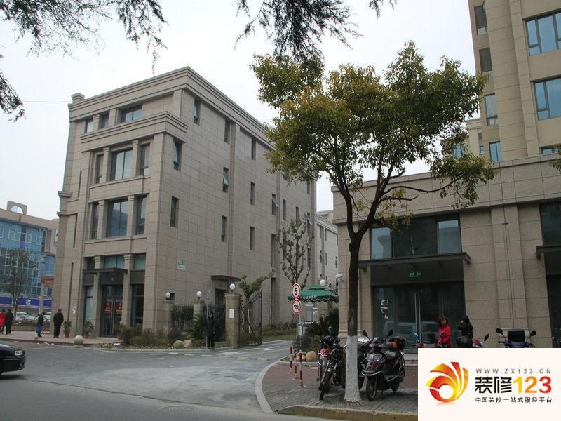 东方城市豪苑