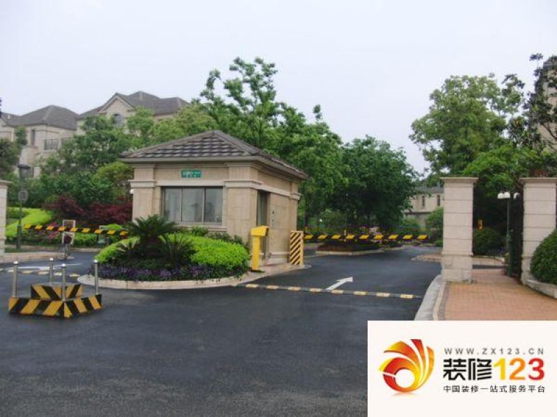 久事西郊名墅外景图