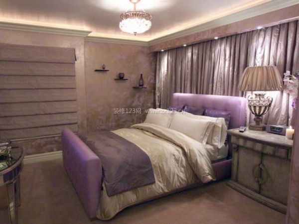 紫色卧室色彩搭配