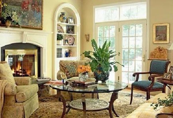 欧式客厅 优化沙发与客厅空间布局