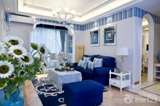 地中海式装修风格客厅沙发背景墙装饰实景图