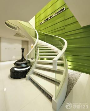 现代设计风格 弧形梯 混合材料楼梯 