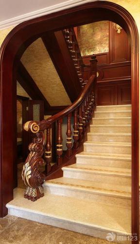 美式古典风格 楼梯设计 楼梯立柱 楼梯扶手 混合材料楼梯 