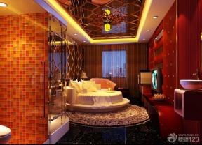 现代设计风格 卧室设计 卧室颜色搭配 卧室装修颜色 20平米小户型 红色墙面 
