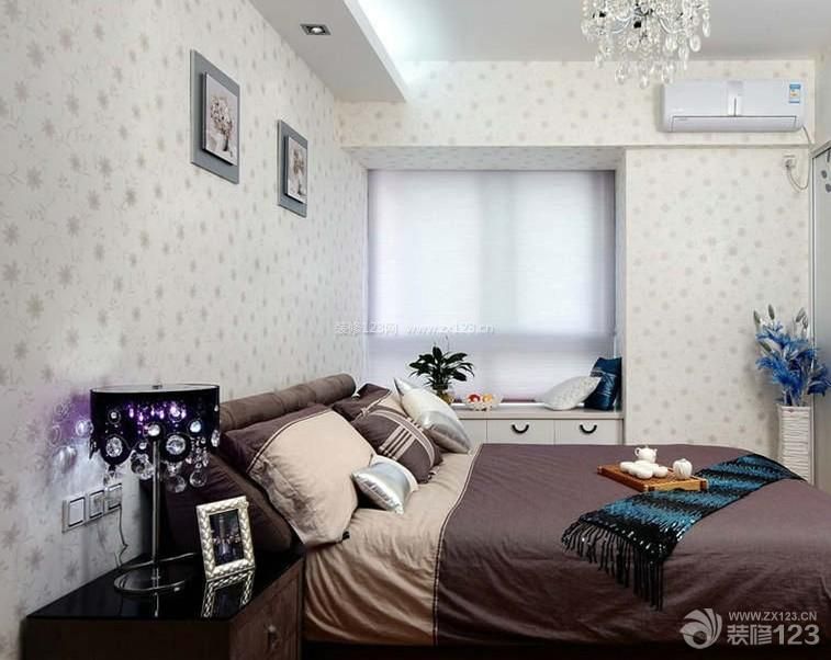 现代简约7平米卧室布局装修设计效果图