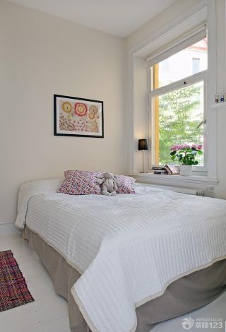 北欧简约风格45平米小户型小卧室装修效果图