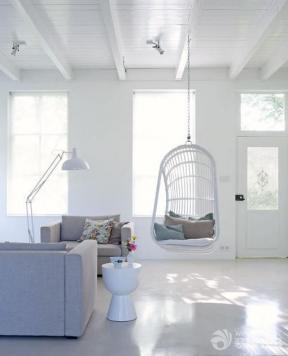 现代设计风格 秋千沙发 白色墙面 