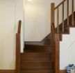 美式田园风格小户型跃层楼梯装修案例