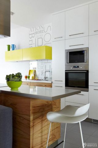 2014现代风格90平米三室一厅厨房装修效果图图